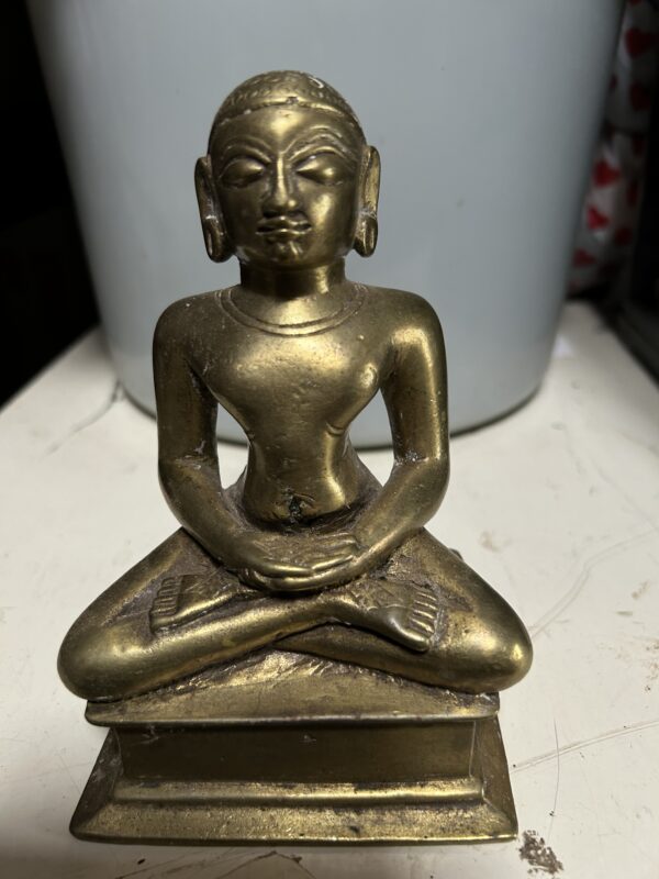 Jain seated tirthankar 5 1/2 inches